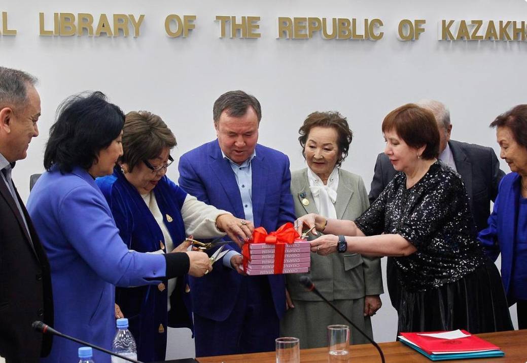 Қазақ радиосының шоқ жұлдызына арналған кітап жарыққа шықты